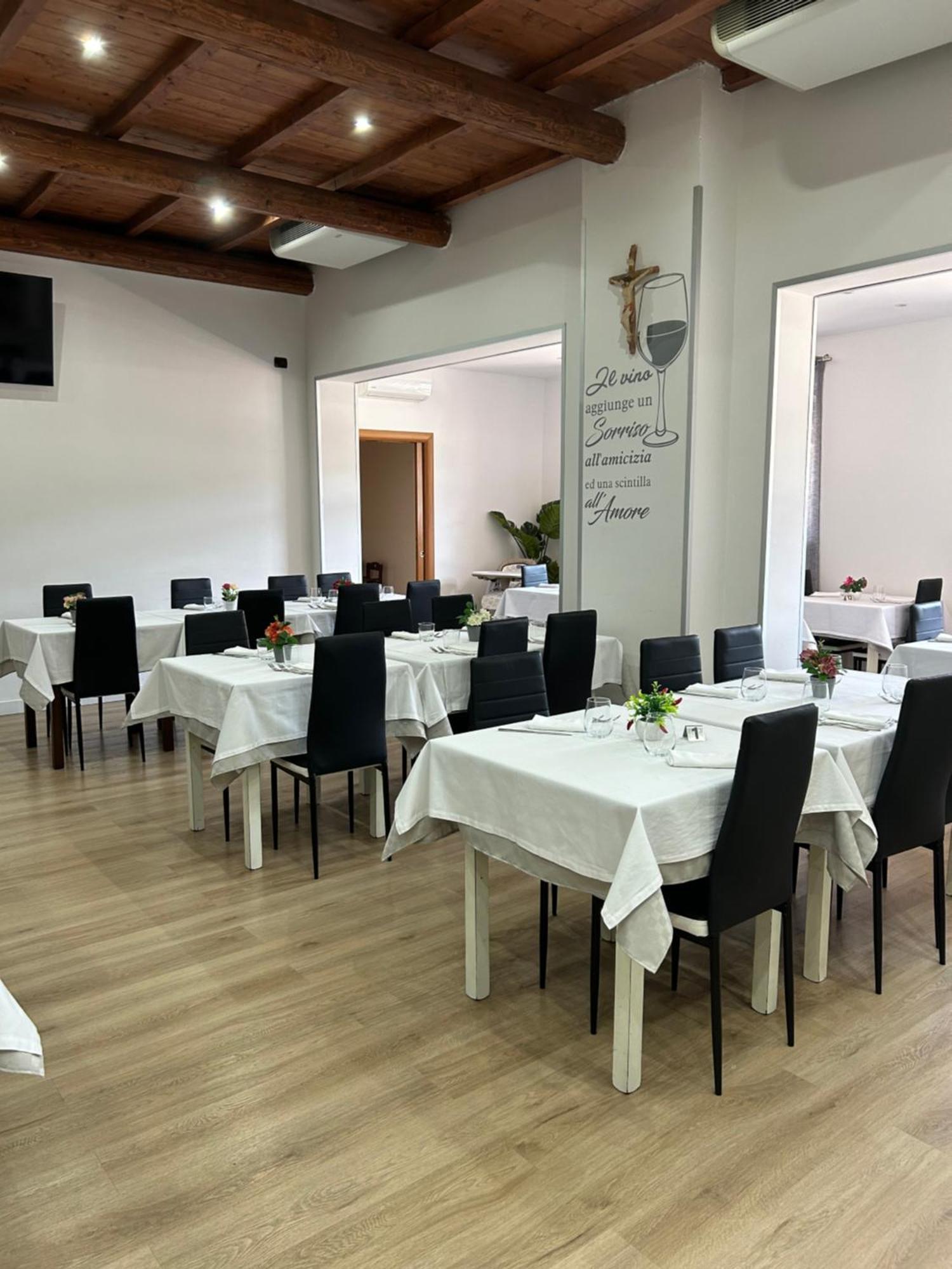 Hotel Gans Каша Екстериор снимка