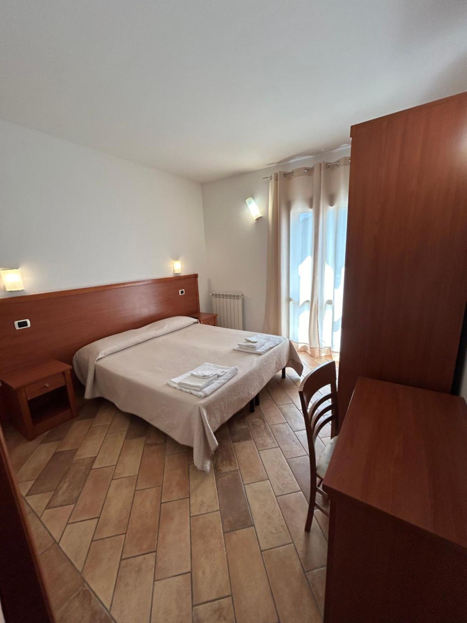 Hotel Gans Каша Екстериор снимка